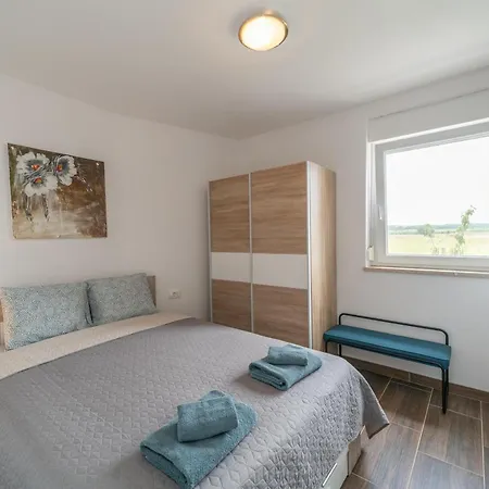 Uzi Appartement *